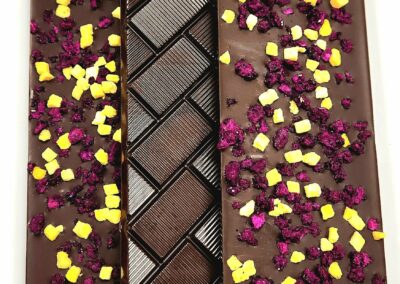 Accent Choc purple and yellow bars